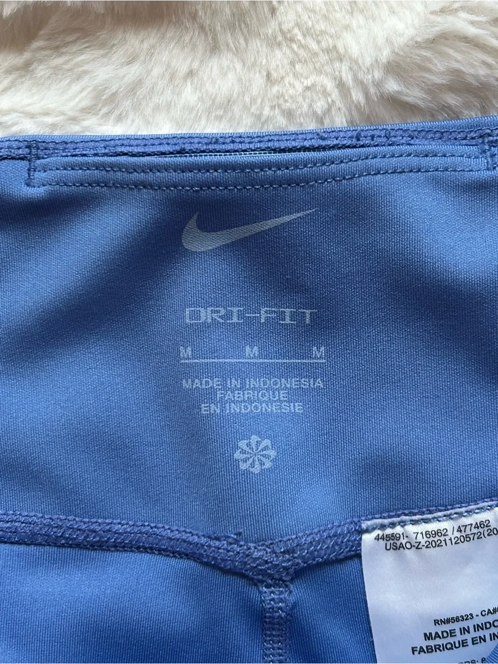 Nike Girls Leggings.